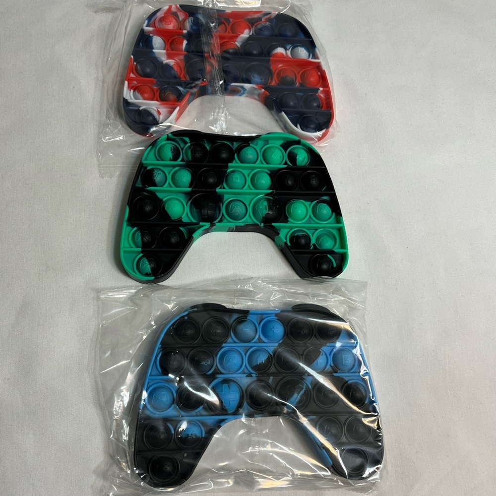 LIMURU Pop its it Game Controller Fidget Toys Popit Popits Gamepad Shape